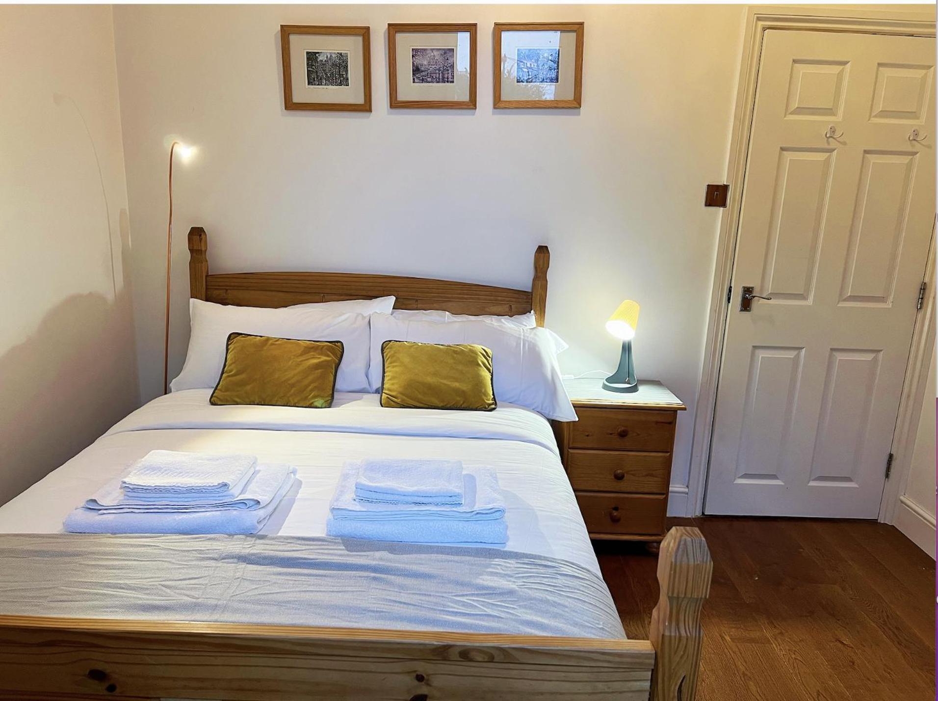 Lovely 2 Bedroom Garden Flat In Londra Esterno foto